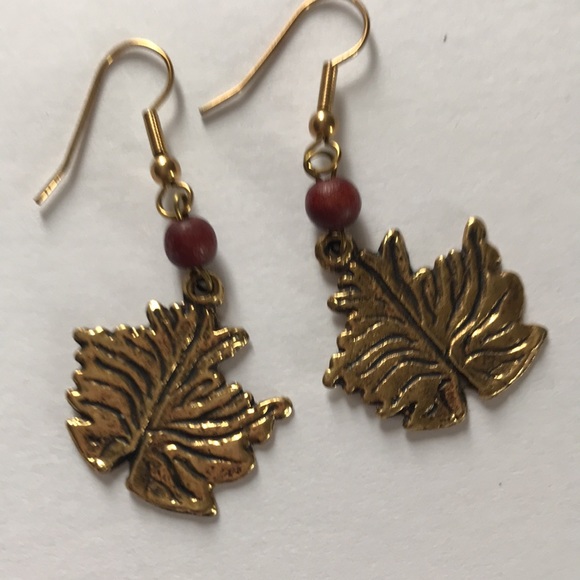 Vintage Pierced Earring Collection - Picture 3 of 8